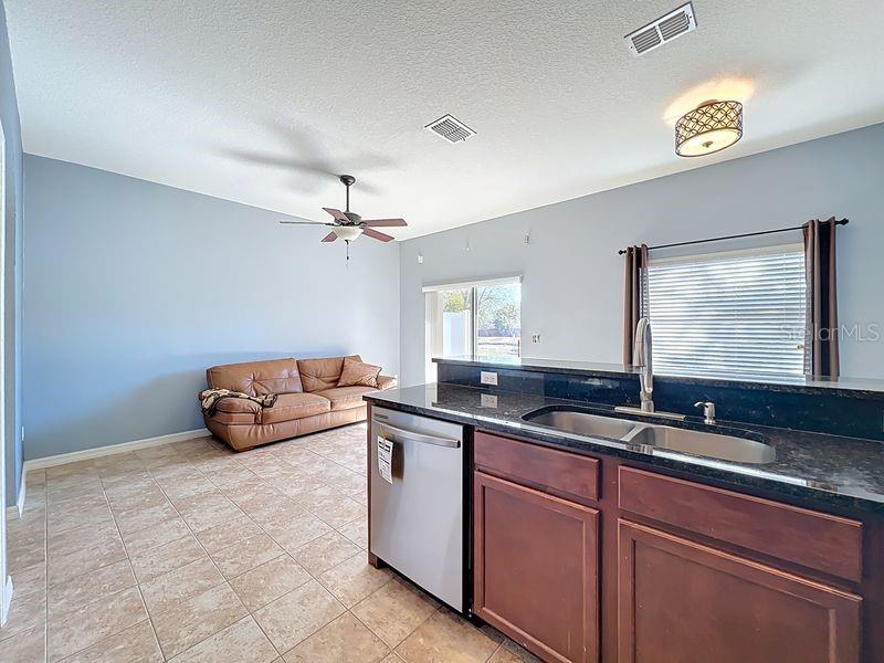 HERITAGE COMMONS - Residential