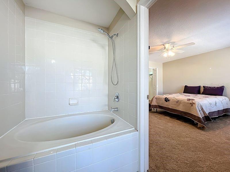 HERITAGE COMMONS - Residential