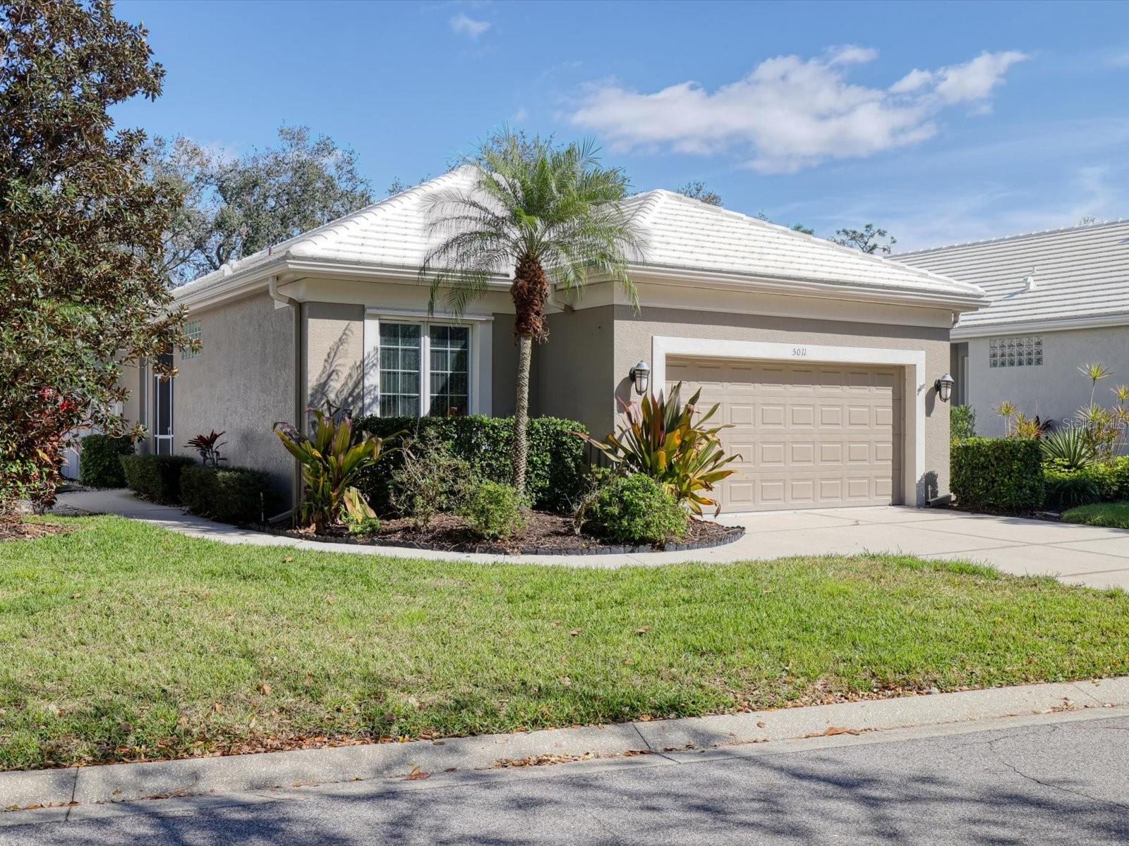Price has been adjusted. This home is move in ready. It has a great view of the golf course fairway. It is also expandable with plenty of property unlike other homes in Rosedale.
Unique opportunity to live in a Residential Golf and Tennis community. Membership to the Club is optional with degrees of membership from Social to Tennis as well as Golf. Compare Rosedale to other communities and it will come out on top.
Rosedale is a friendly and welcoming community. It is ideally located...Next to the popular Lakewood Ranch without the traffic.
The Home is move in ready with cosmetic opportunities. Great Golf fairway view, no issue for random golf balls.The Property is ready for an in ground pool and spa.
Walking distance to to Clubhouse. Shopping, restaurants, and schools are across SR-70. Close to all Lakewood Ranch shopping, entertainment and restaurants. One exit away for major retail shopping and restaurants at University Town Center.
Sarasota, St Petersburg and Tampa are within reasonable distances. SRQ Airport less than a half hour away.