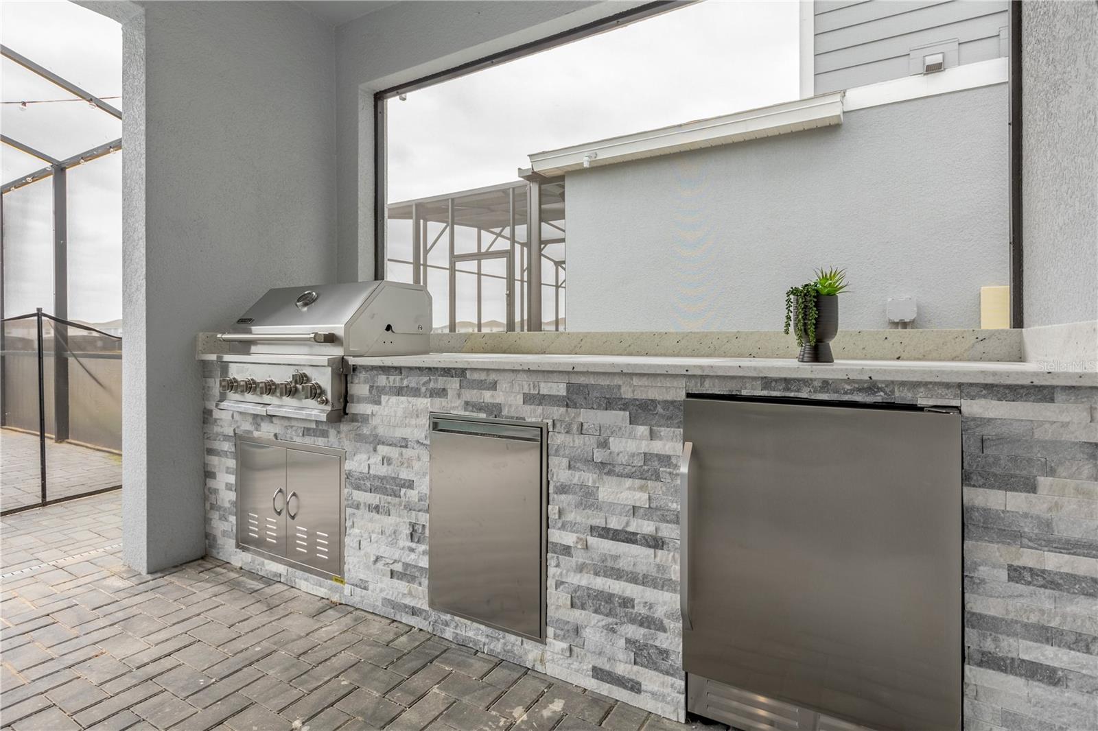 WINDSOR ISLAND RESIDENCE PH 2B - Residential
