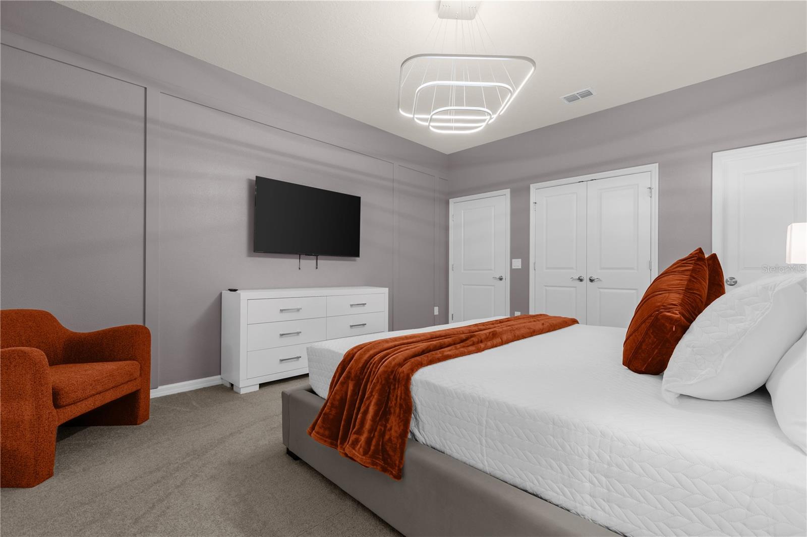 WINDSOR ISLAND RESIDENCE PH 2B - Residential