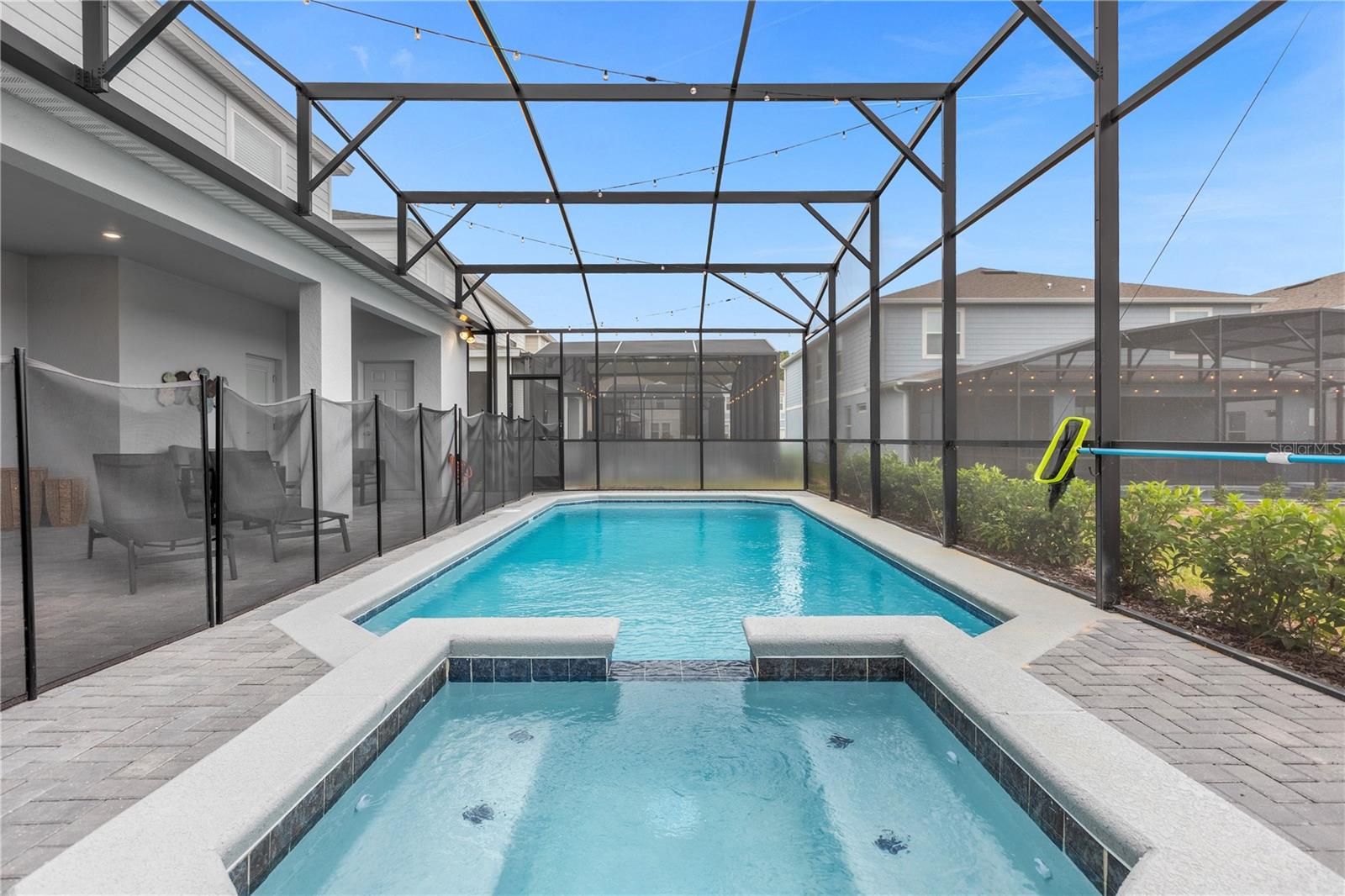 WINDSOR ISLAND RESIDENCE PH 2B - Residential