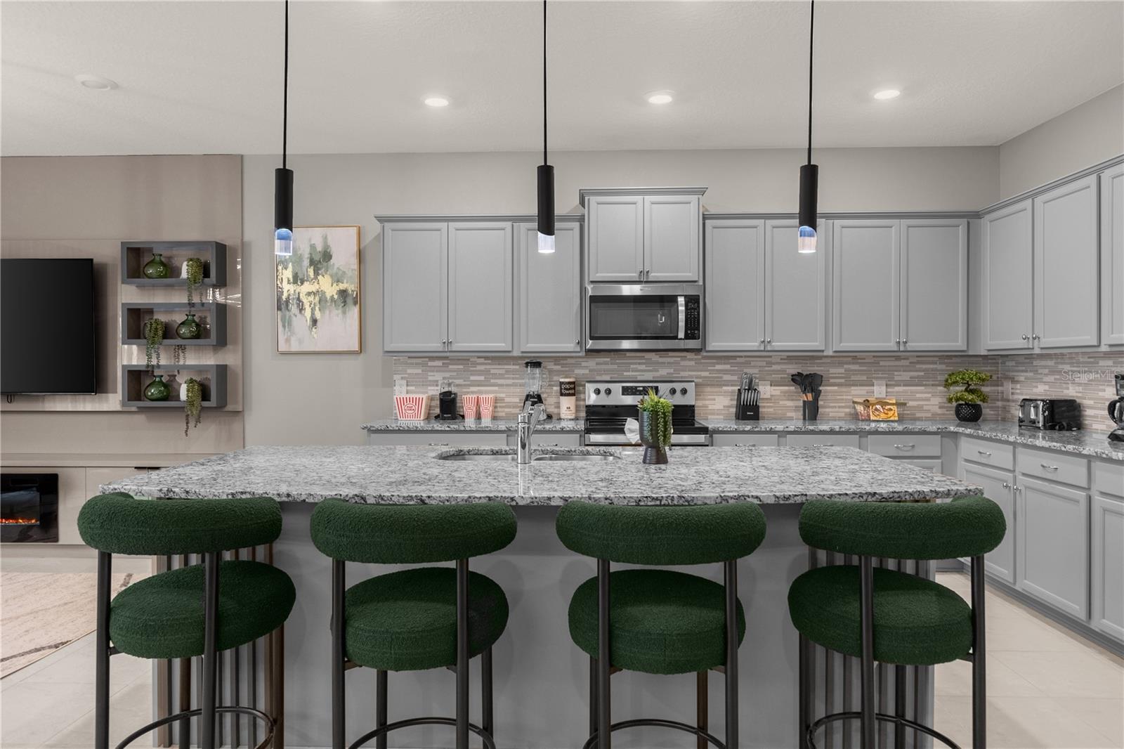WINDSOR ISLAND RESIDENCE PH 2B - Residential