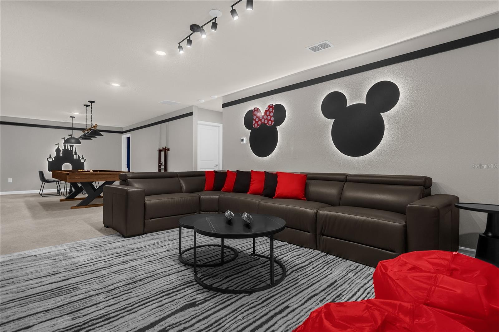 WINDSOR ISLAND RESIDENCE PH 2B - Residential