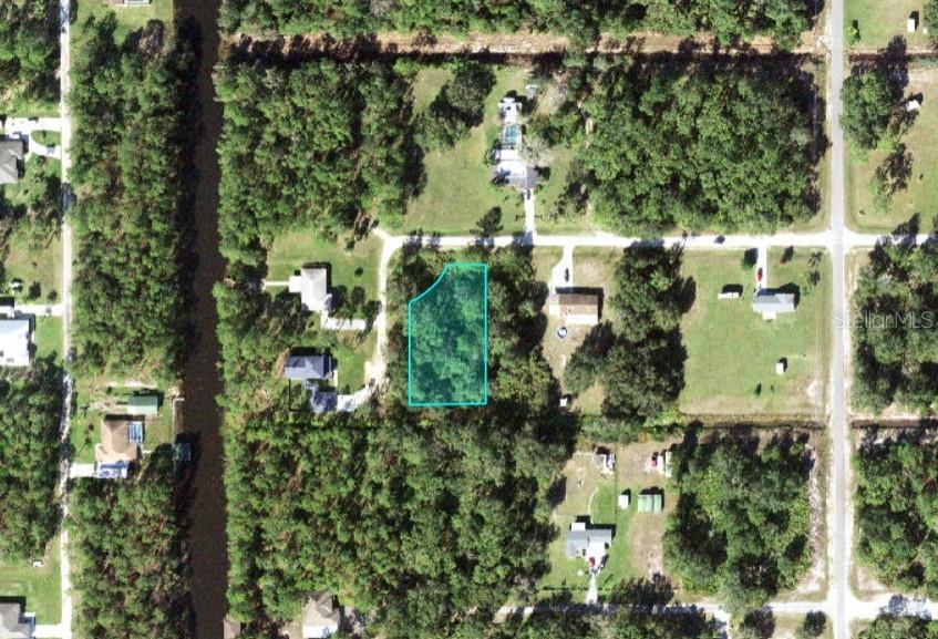INDIAN LAKE ESTATES - Land