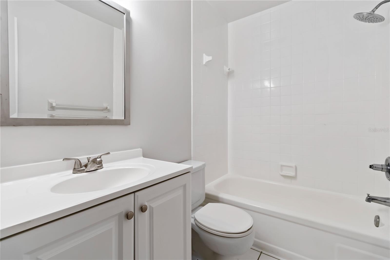 BANANA RIVER ESTATES - Residential