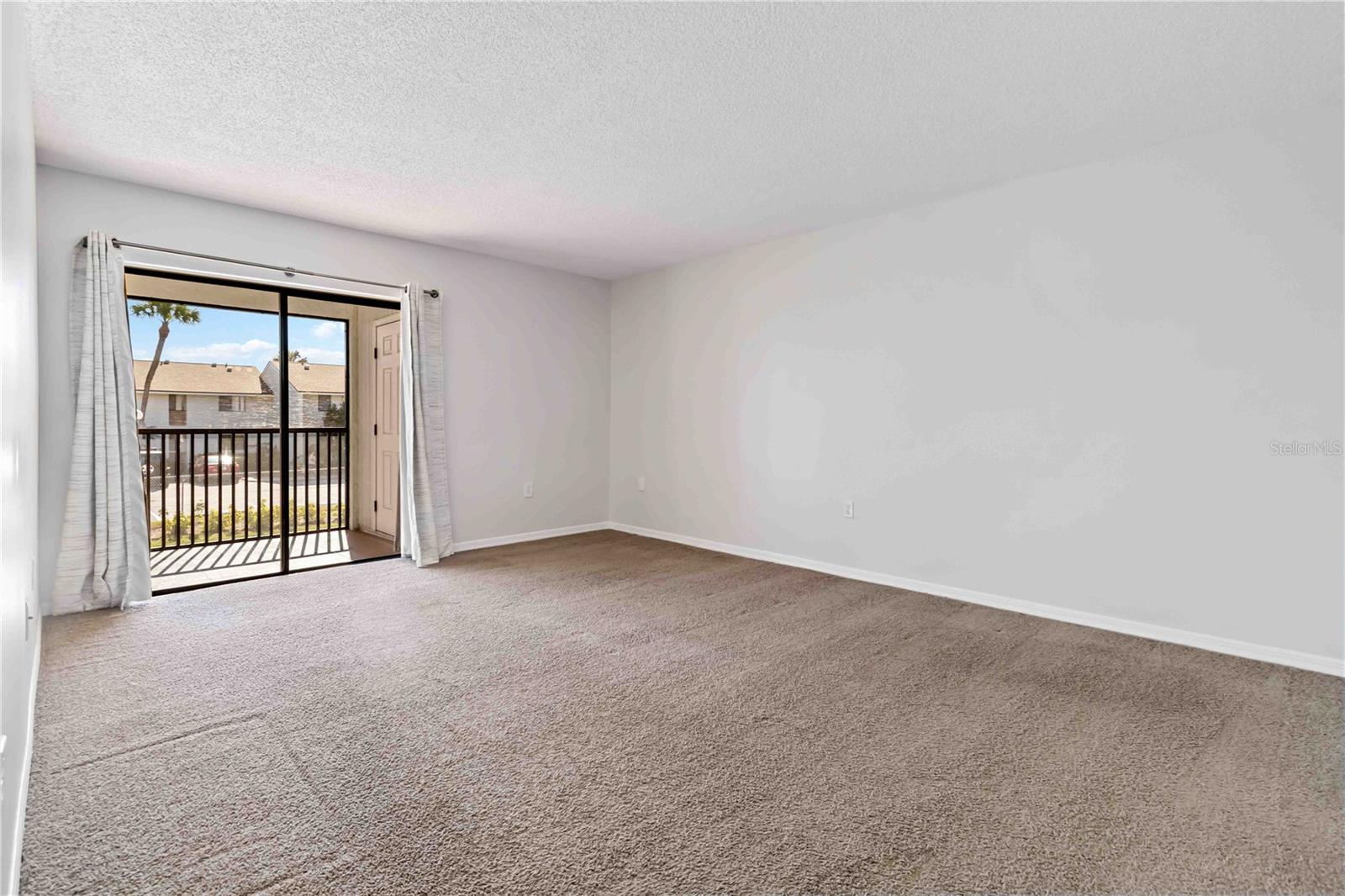 BANANA RIVER ESTATES - Residential