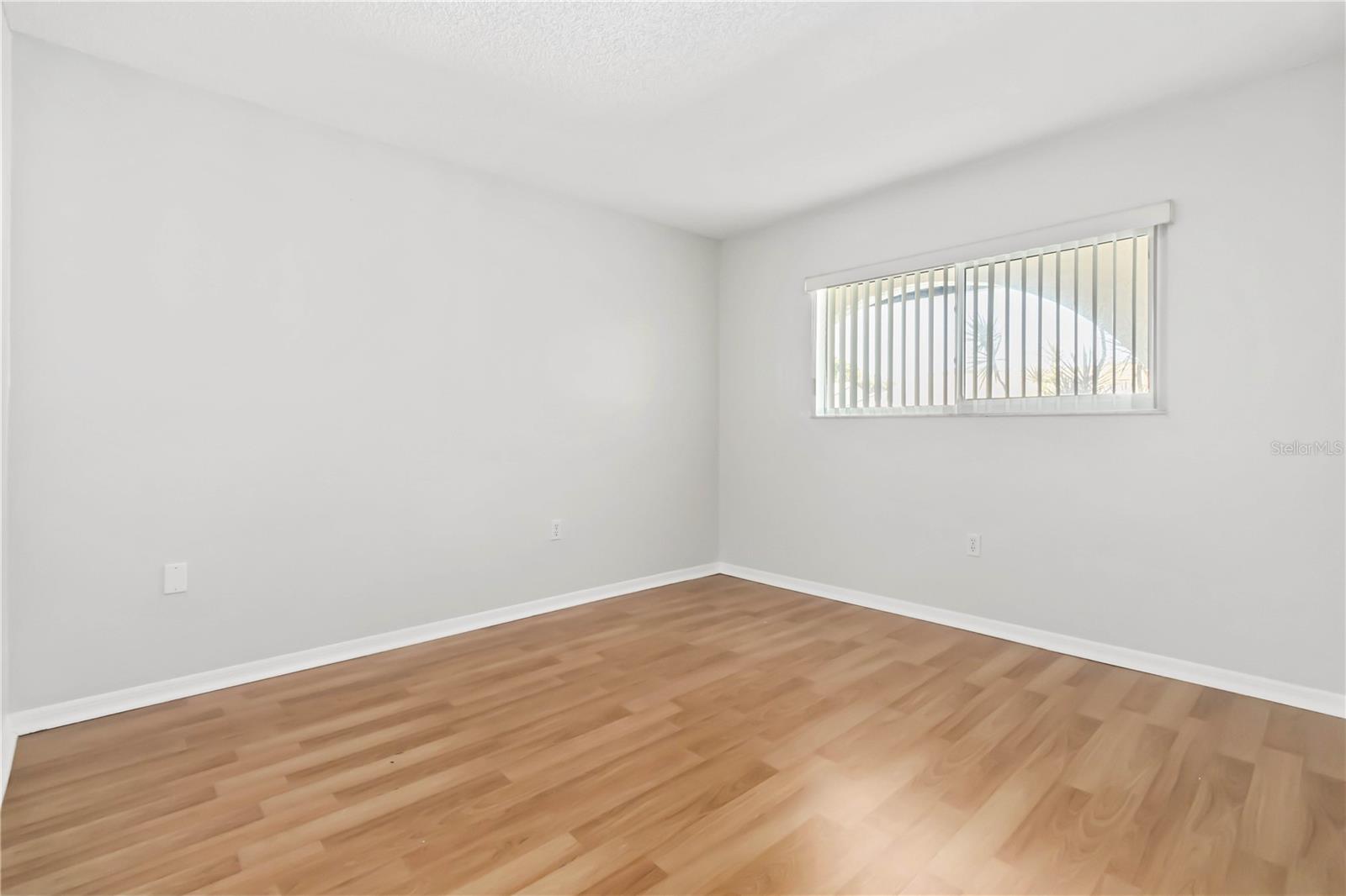 BANANA RIVER ESTATES - Residential