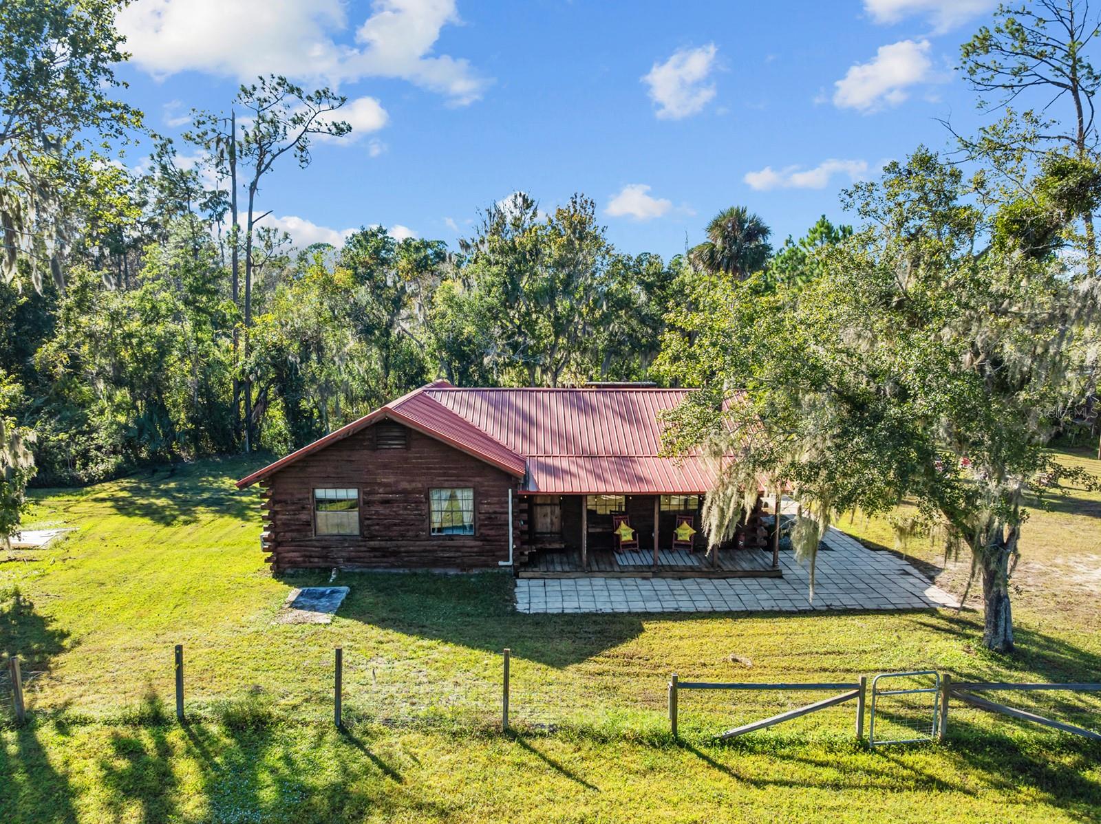 2346 MEADOW LANE