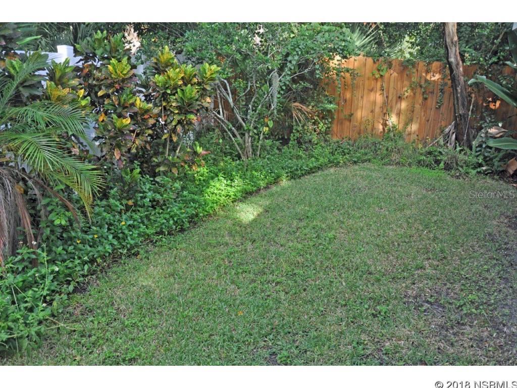 Canova H L - Residential