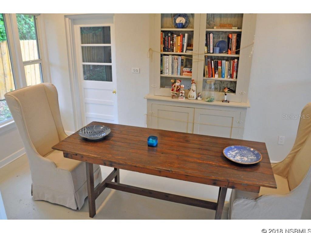 Canova H L - Residential