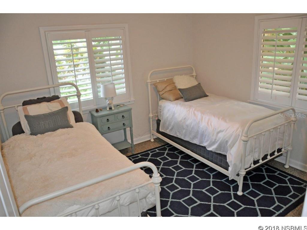 Canova H L - Residential