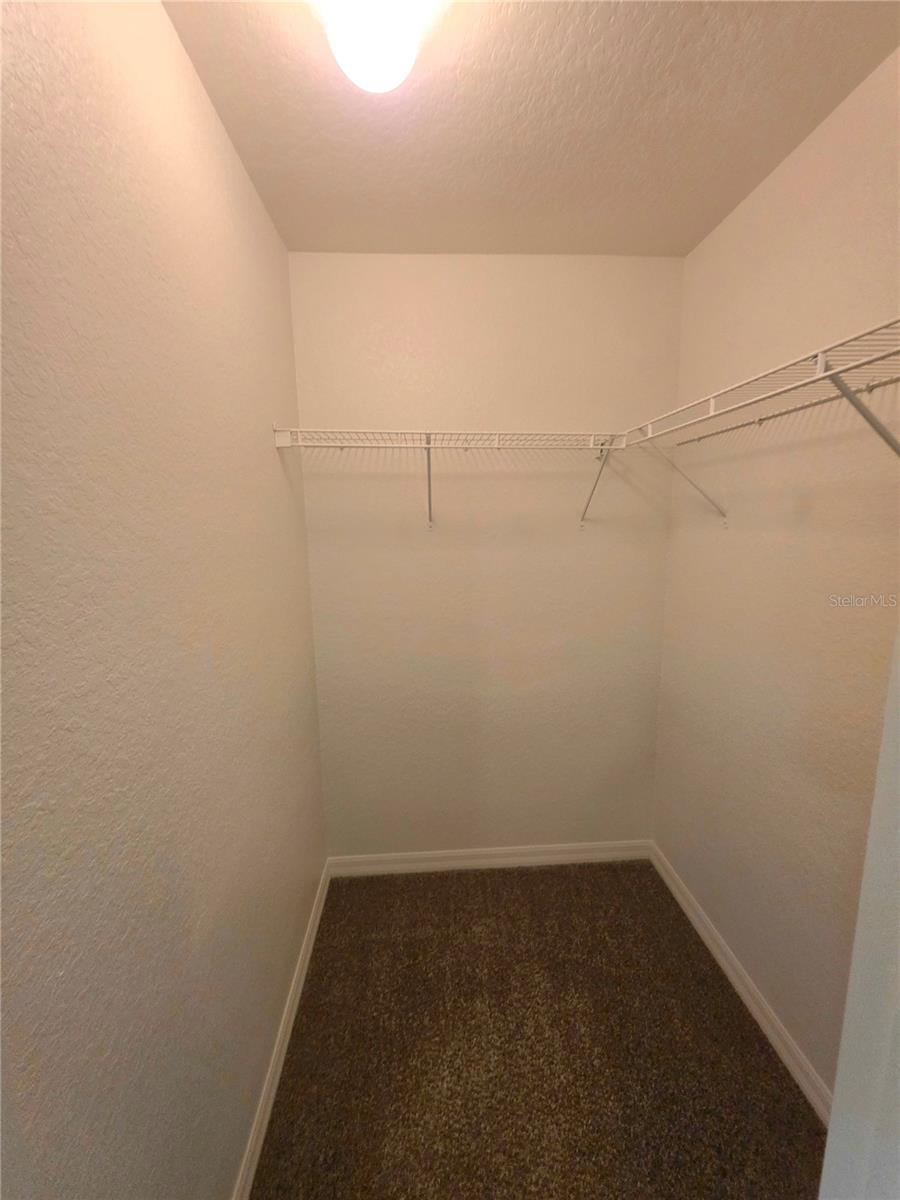 OCALA PARK ESTATE - Residential Lease