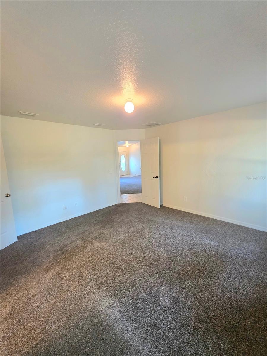 OCALA PARK ESTATE - Residential Lease