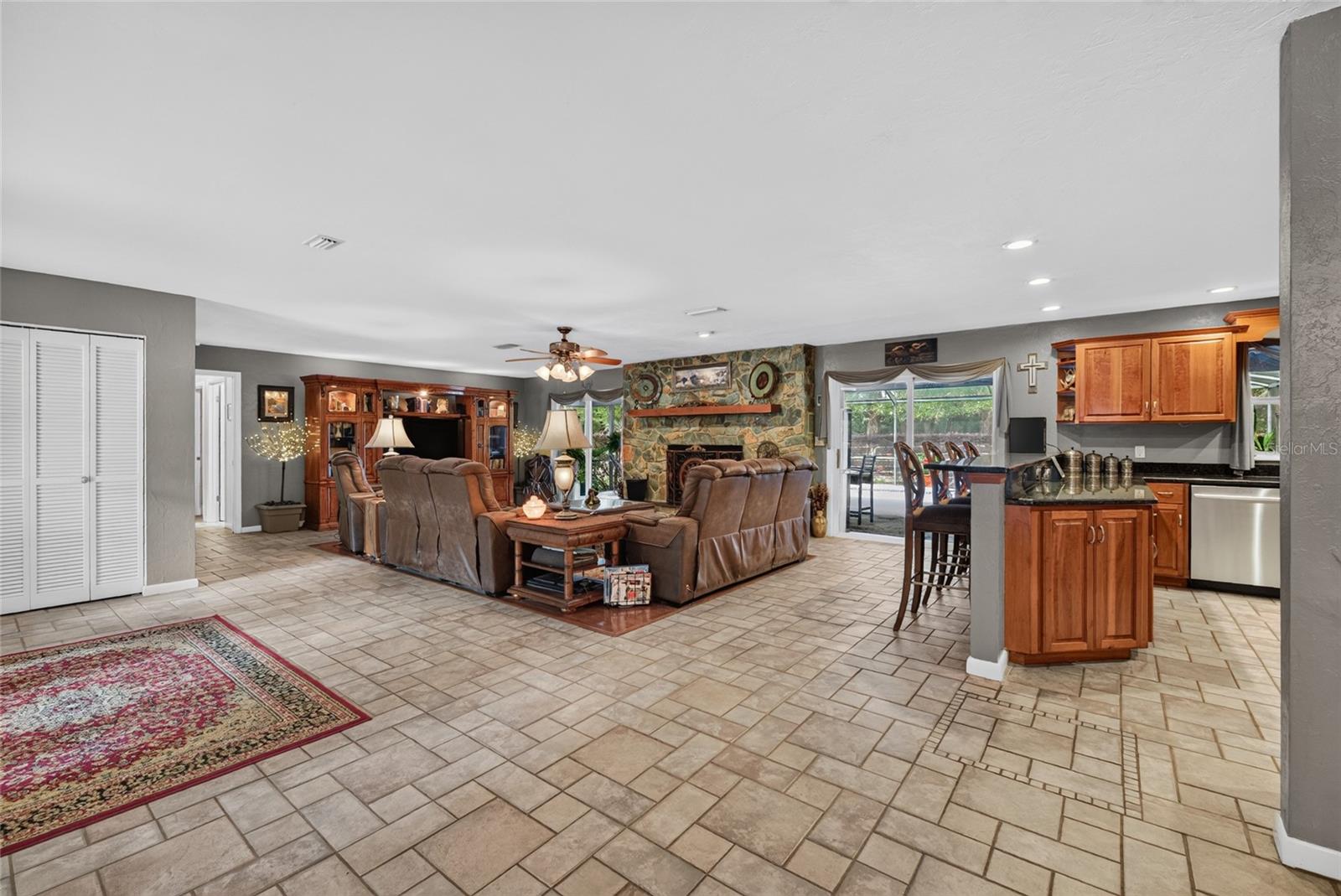 19 NORTHERN DANCER DRIVE