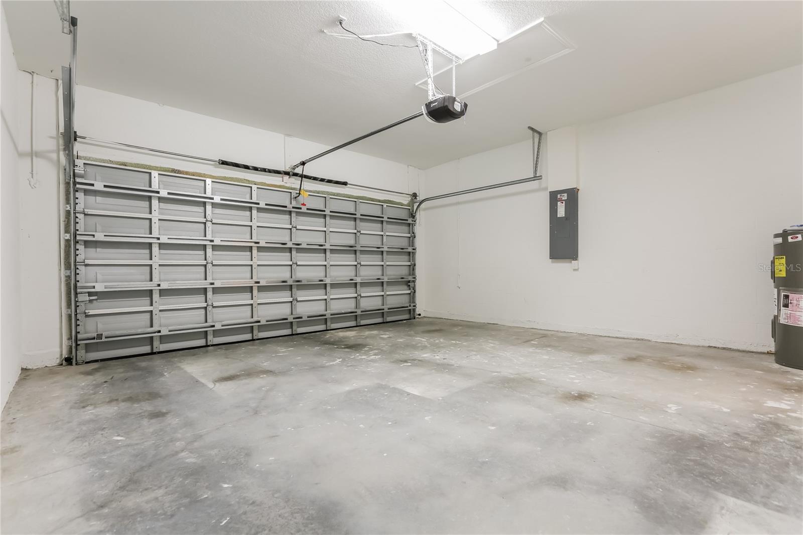 PORT CHARLOTTE SUB 09 - Residential Lease