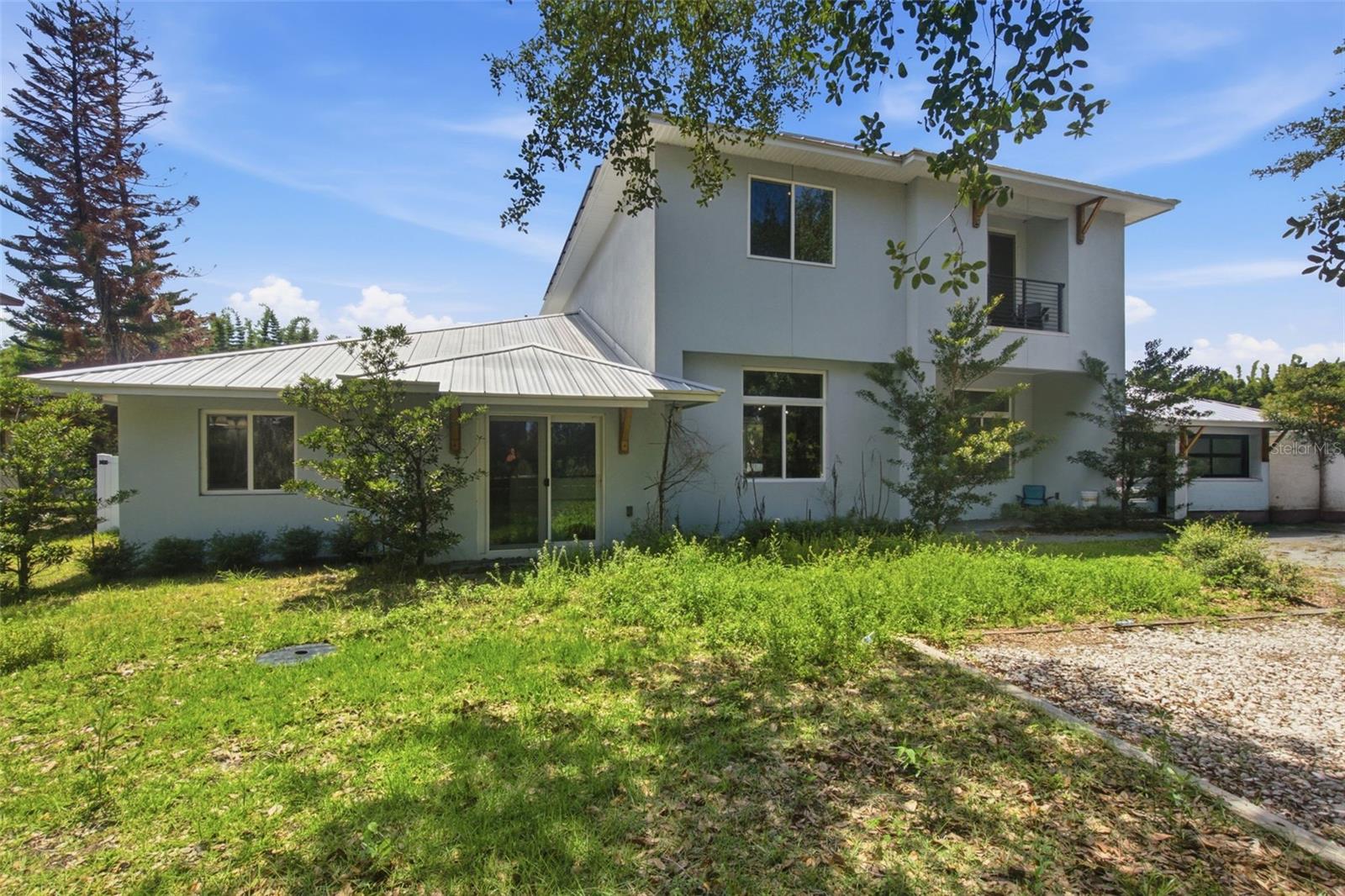 281 BREWER AVENUE