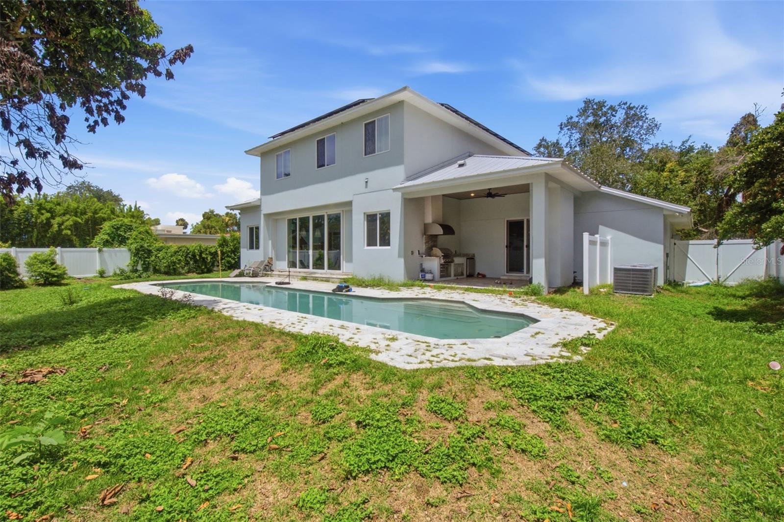 281 BREWER AVENUE