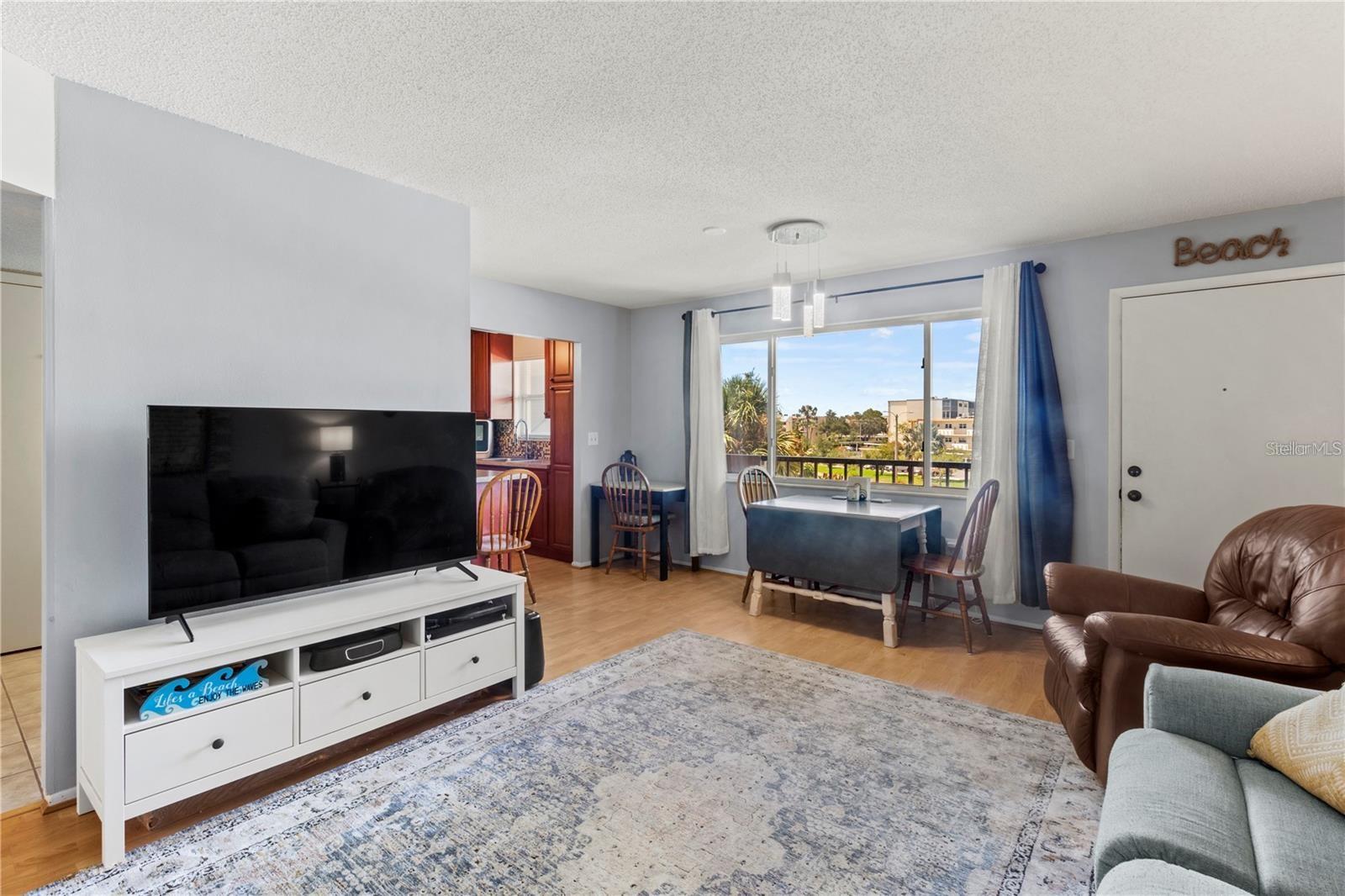 IRONWOOD FIFTEENTH - Residential Lease