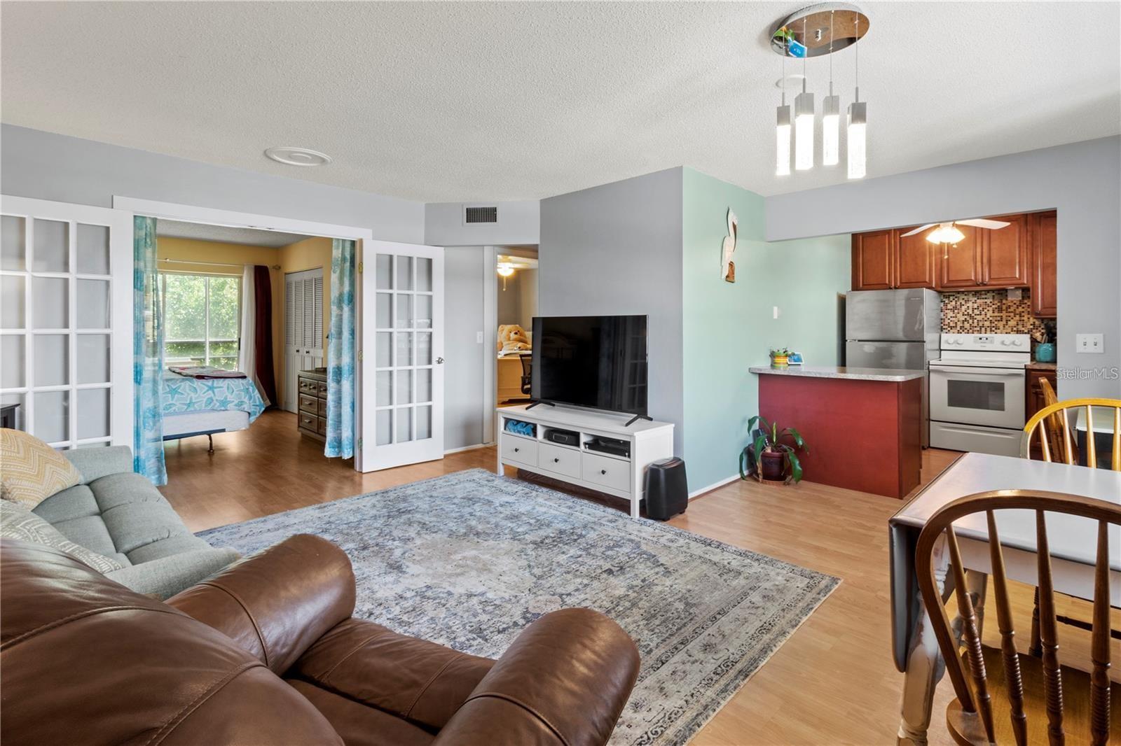 IRONWOOD FIFTEENTH - Residential Lease