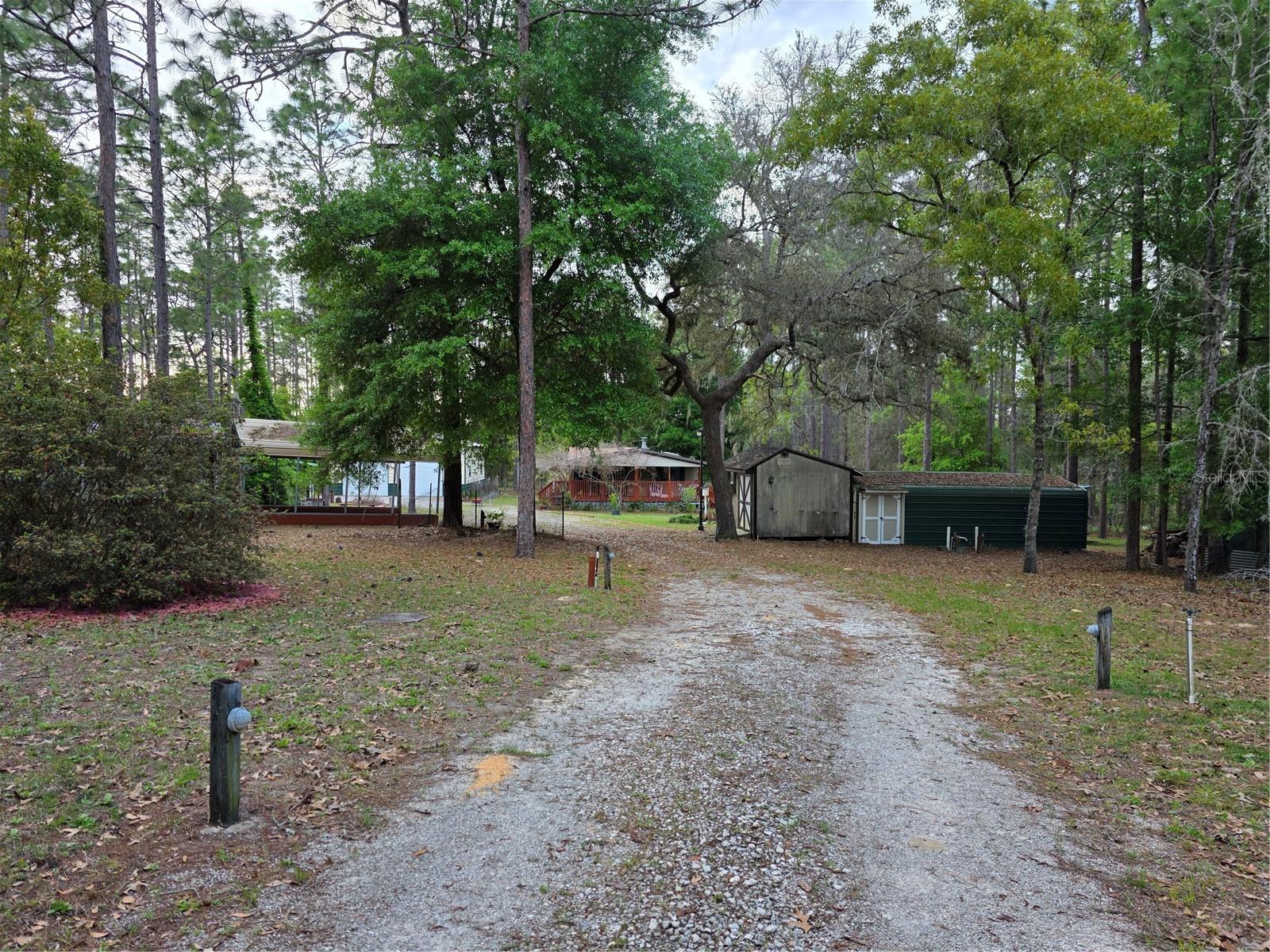 LONG LAKE ESTATES - Residential