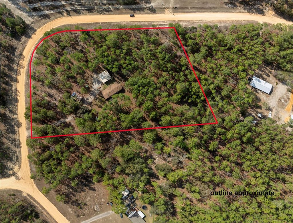 Photo of 110 Hill Top Loop, Hawthorne, FL 32640 (MLS # GC537832)