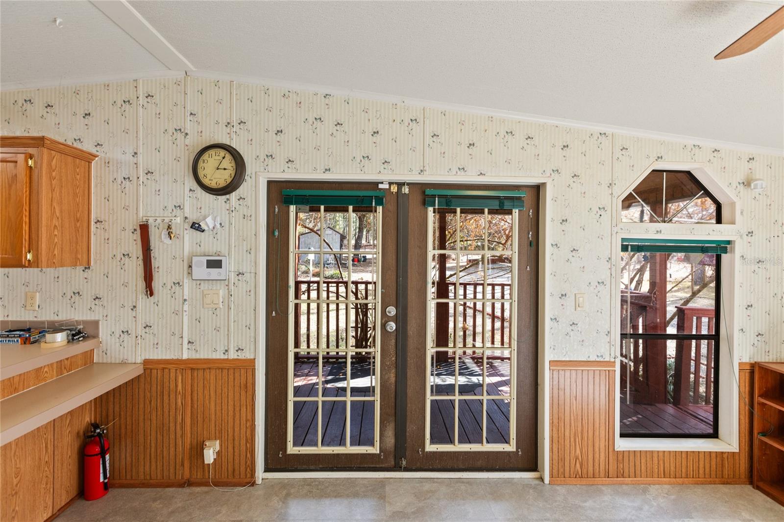 LONG LAKE ESTATES - Residential