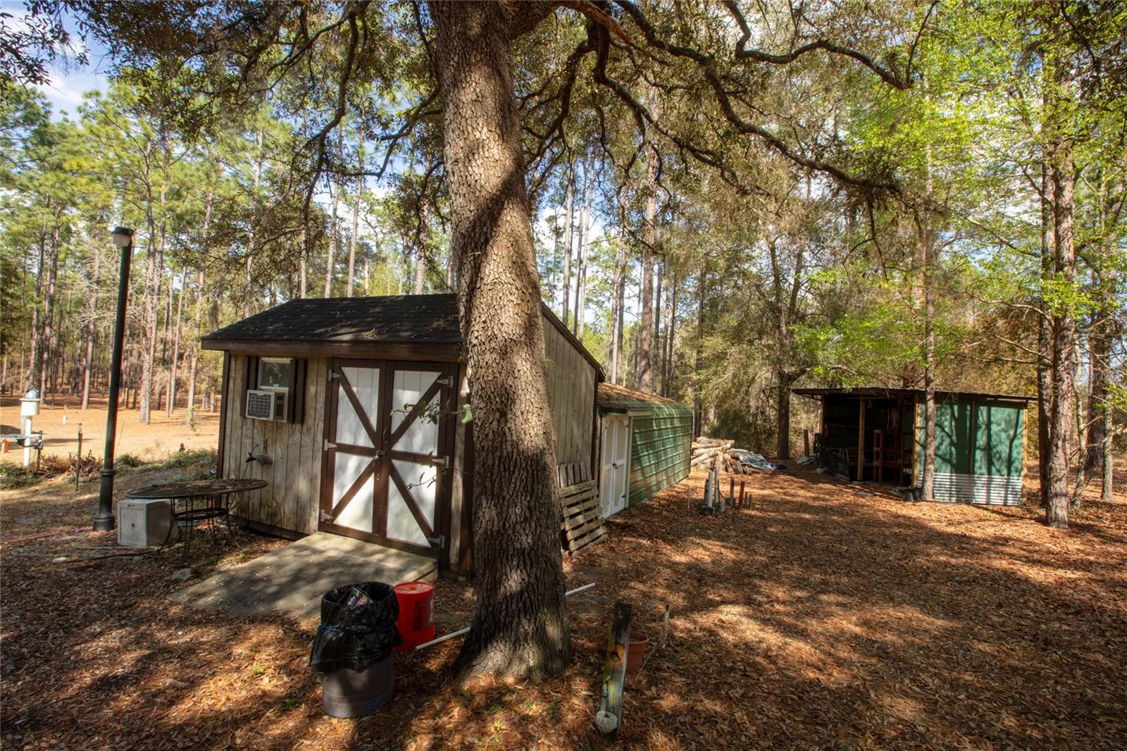 LONG LAKE ESTATES - Residential