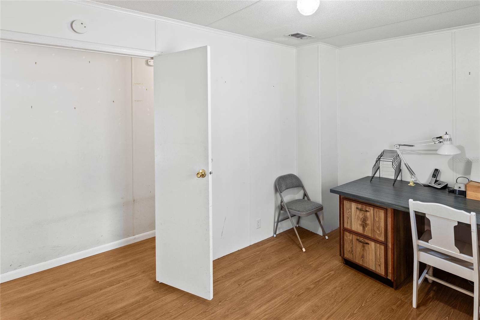 LONG LAKE ESTATES - Residential