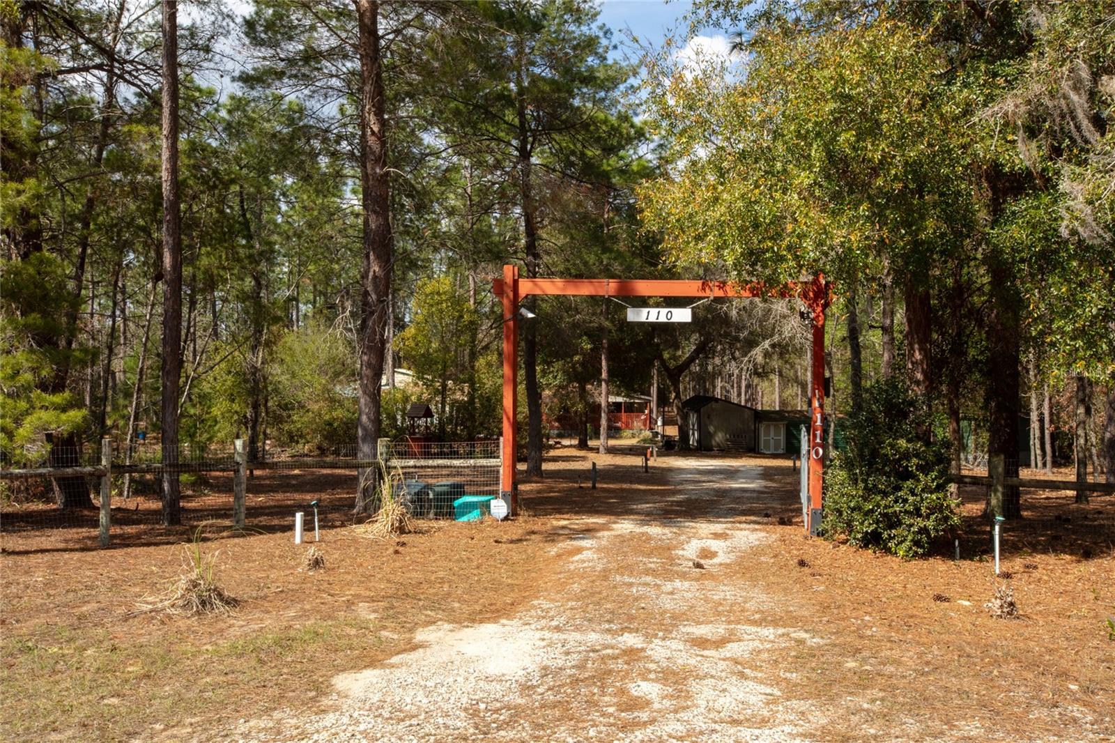 LONG LAKE ESTATES - Residential