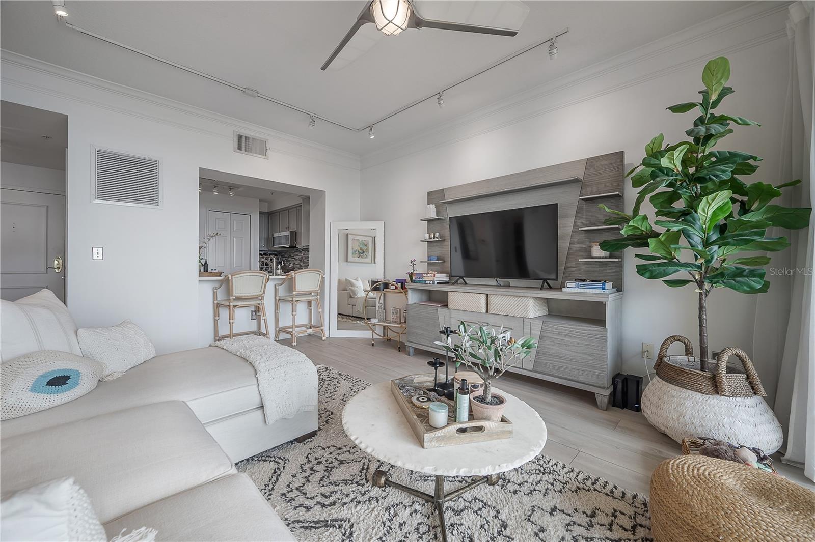 345 BAYSHORE A CONDO - Residential Lease