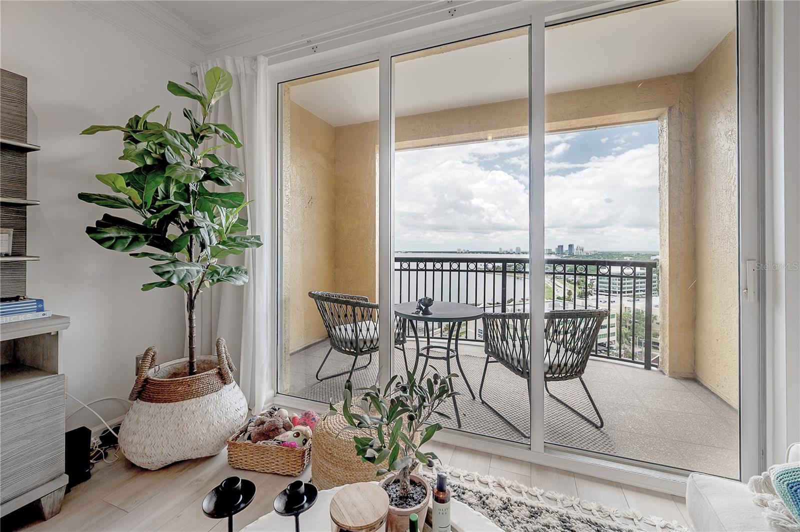 345 BAYSHORE A CONDO - Residential Lease