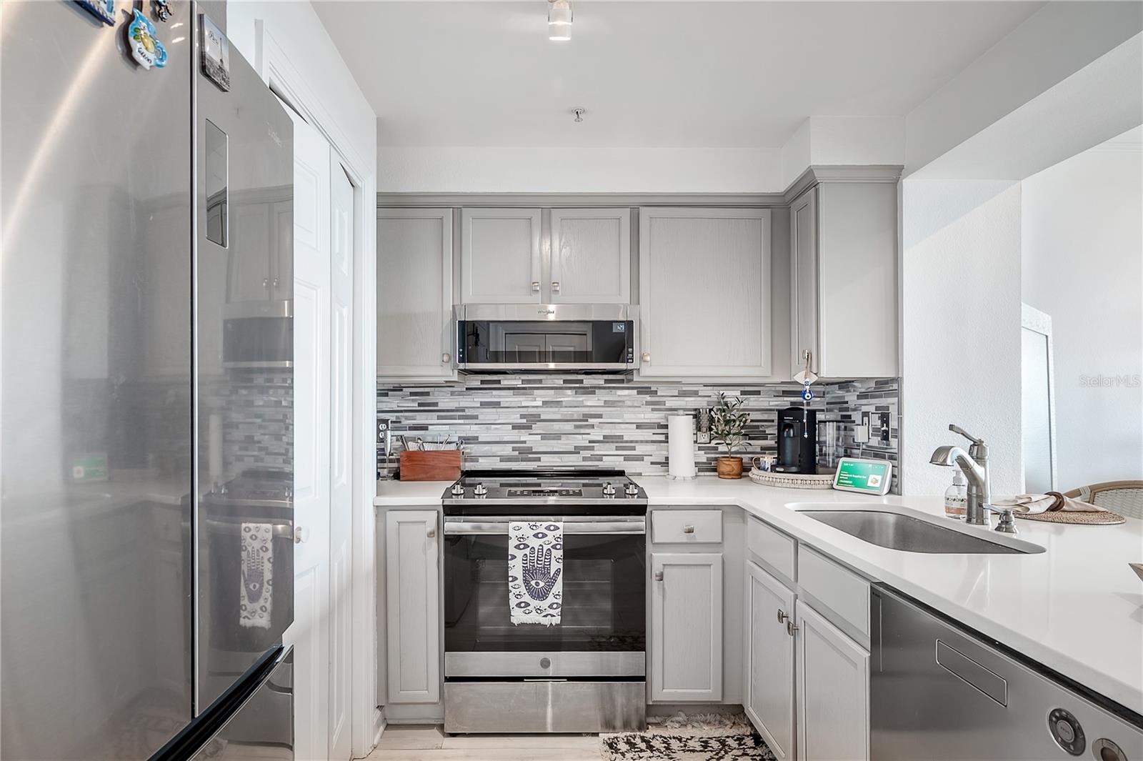 345 BAYSHORE A CONDO - Residential Lease