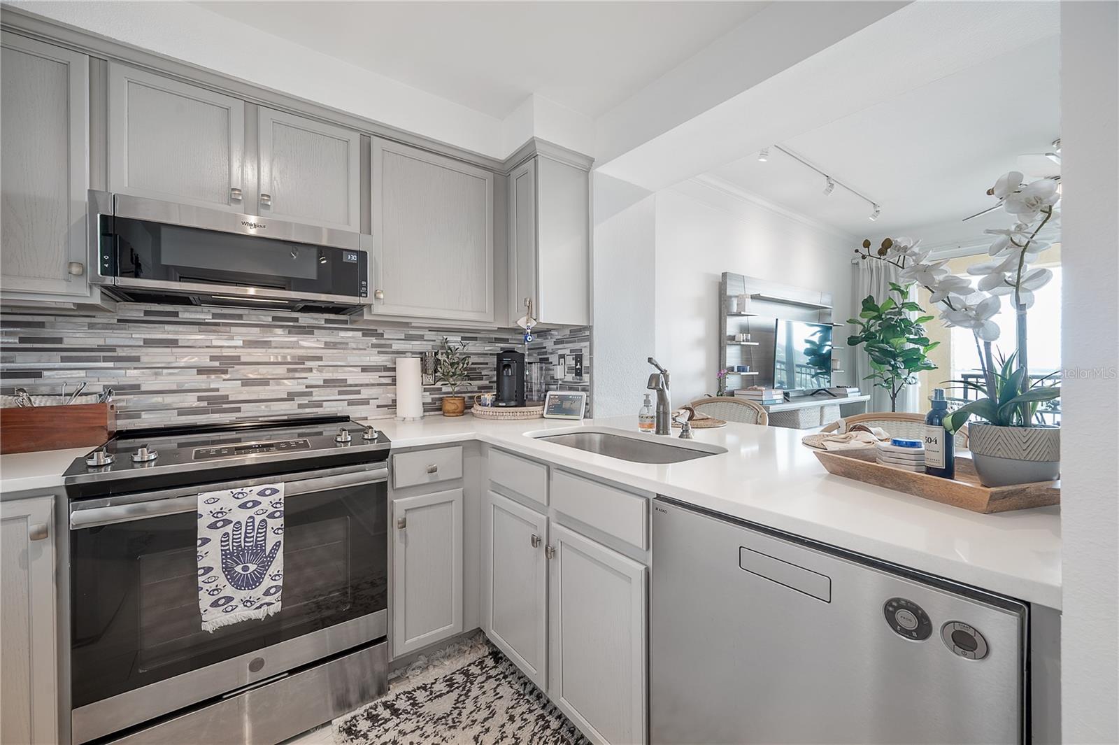 345 BAYSHORE A CONDO - Residential Lease