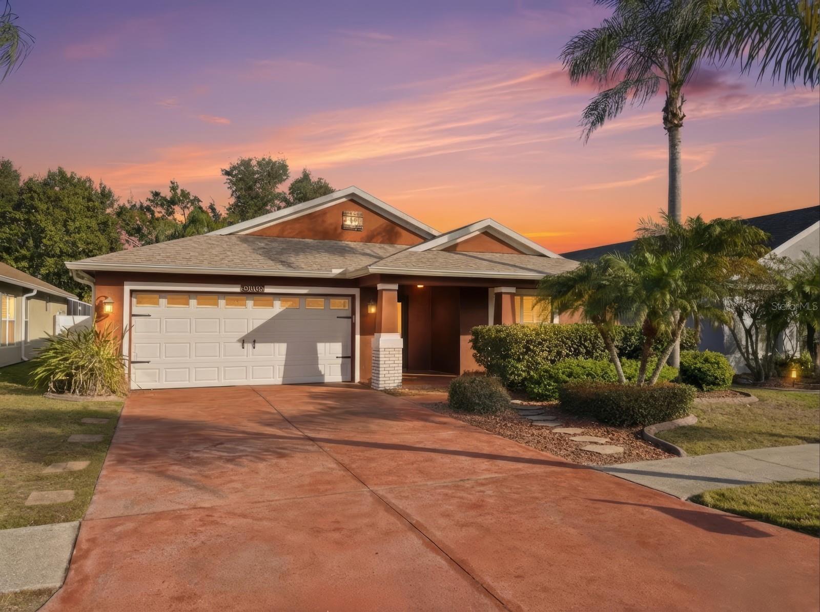 RIVERCHASE - Residential