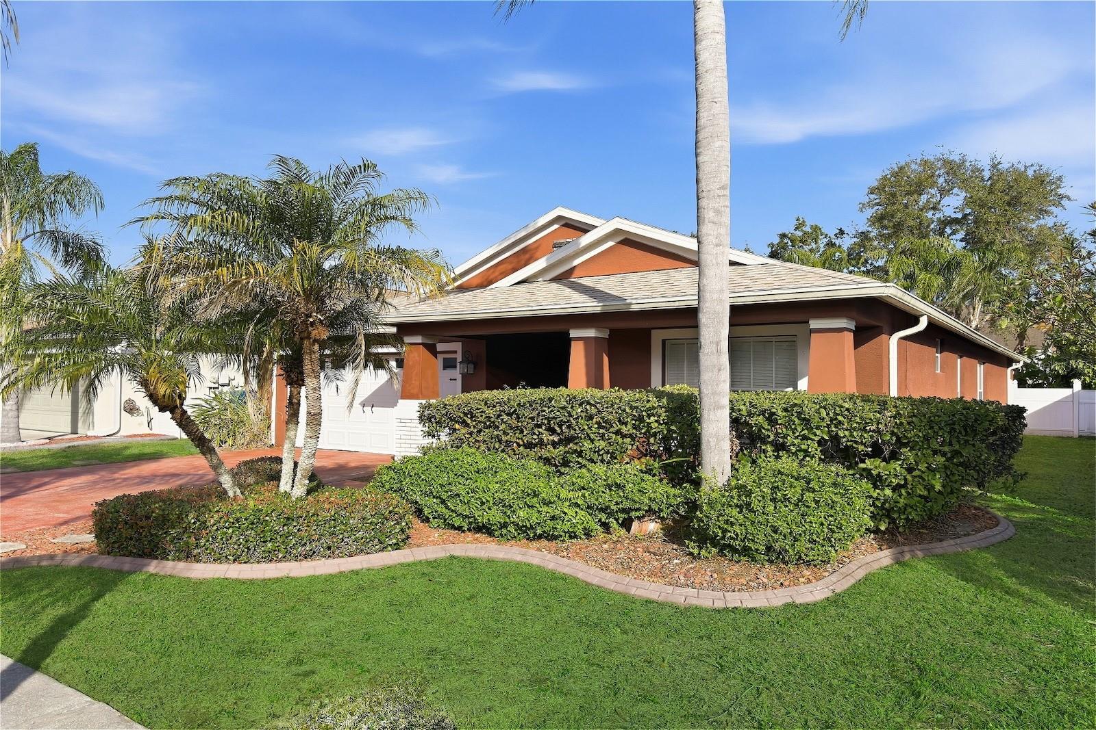 RIVERCHASE - Residential