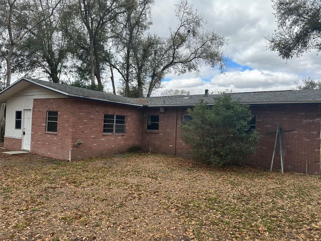 Photo of 507 8th Street SE, Fort Meade, FL 33841 (MLS # TB8485254)