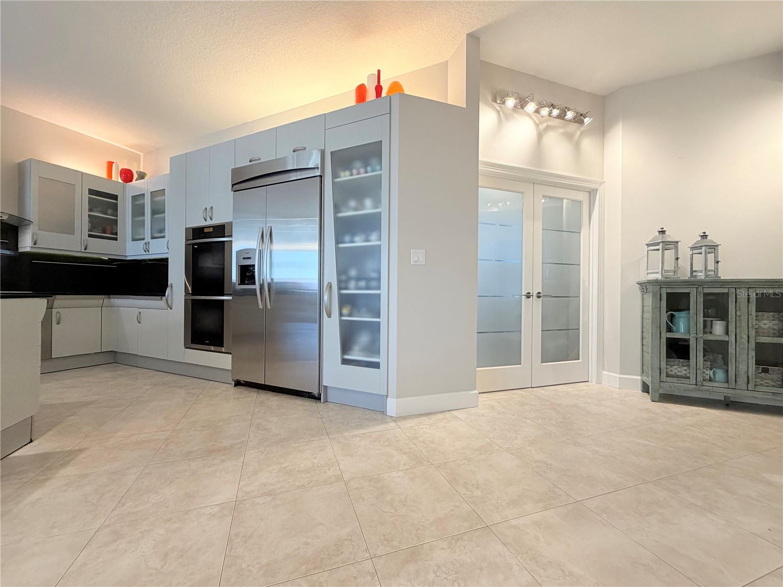 HIBISCUS-BY-THE-SEA CONDOMINIUM BLDG 2 UNIT 104 - Residential