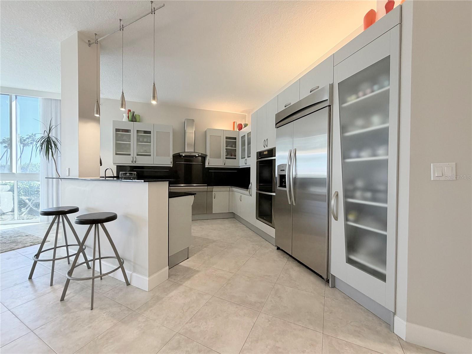 HIBISCUS-BY-THE-SEA CONDOMINIUM BLDG 2 UNIT 104 - Residential