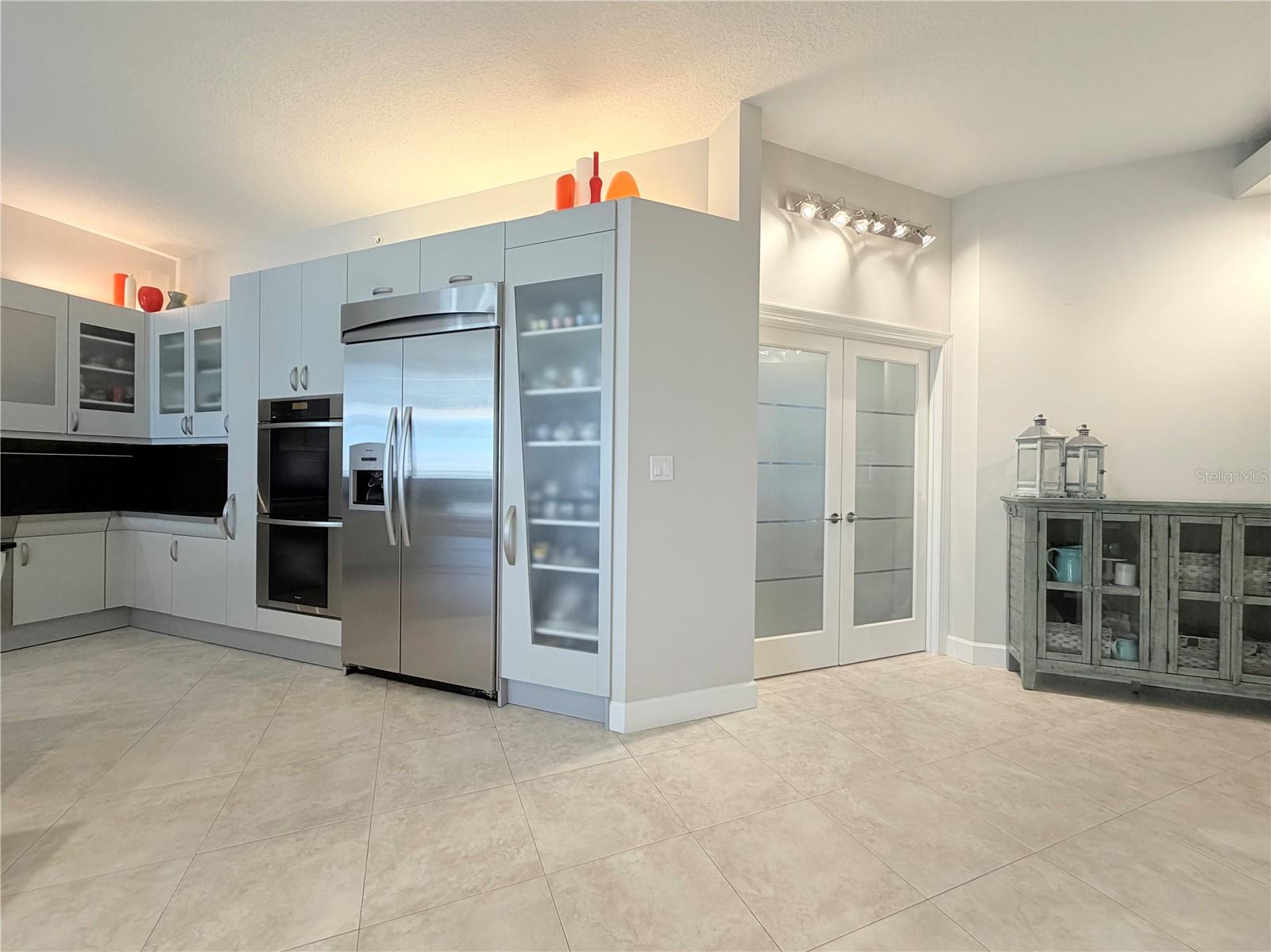 HIBISCUS-BY-THE-SEA CONDOMINIUM BLDG 2 UNIT 104 - Residential