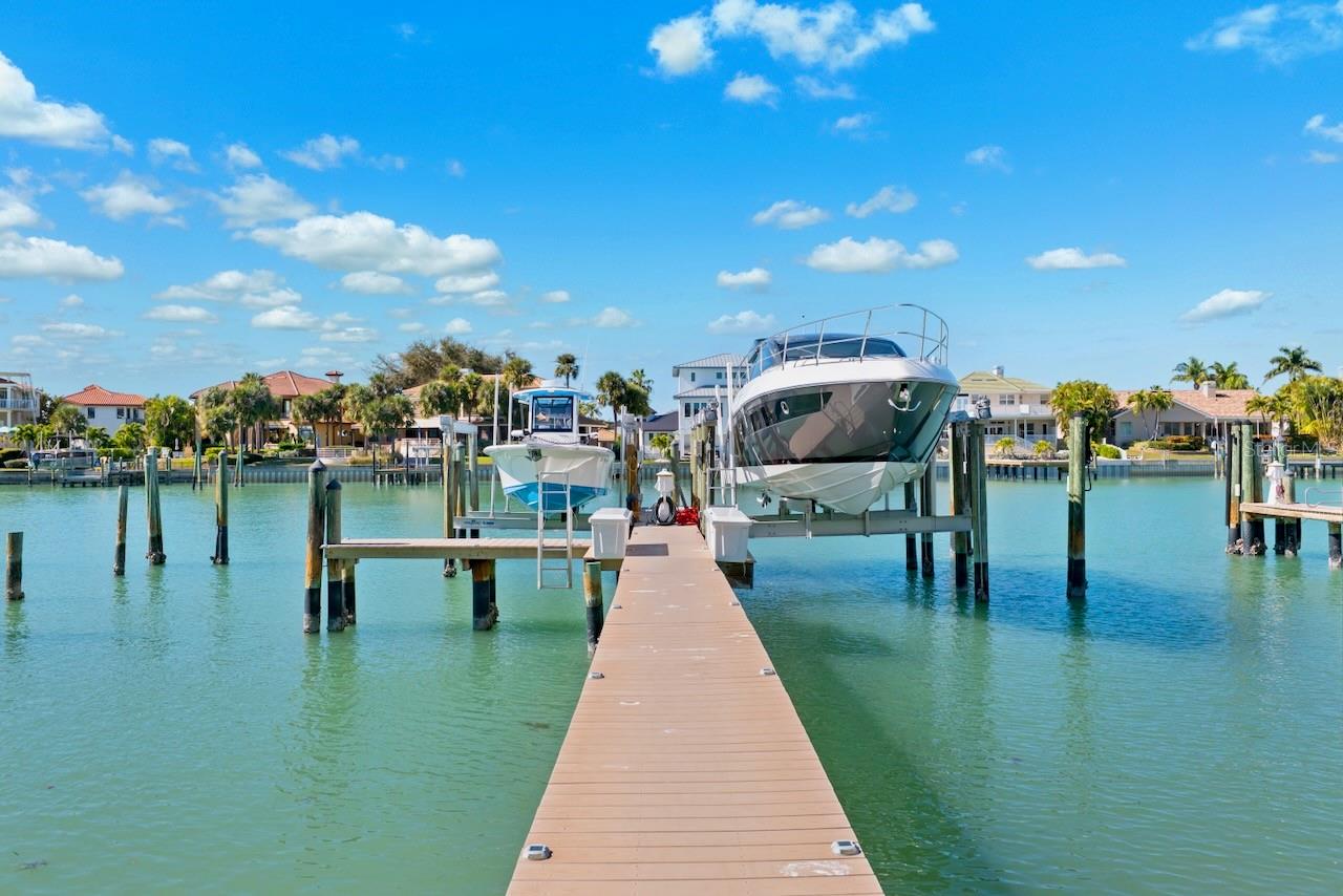 MARIAH TWNHS REP - Residential