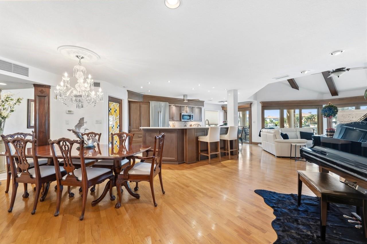 MARIAH TWNHS REP - Residential