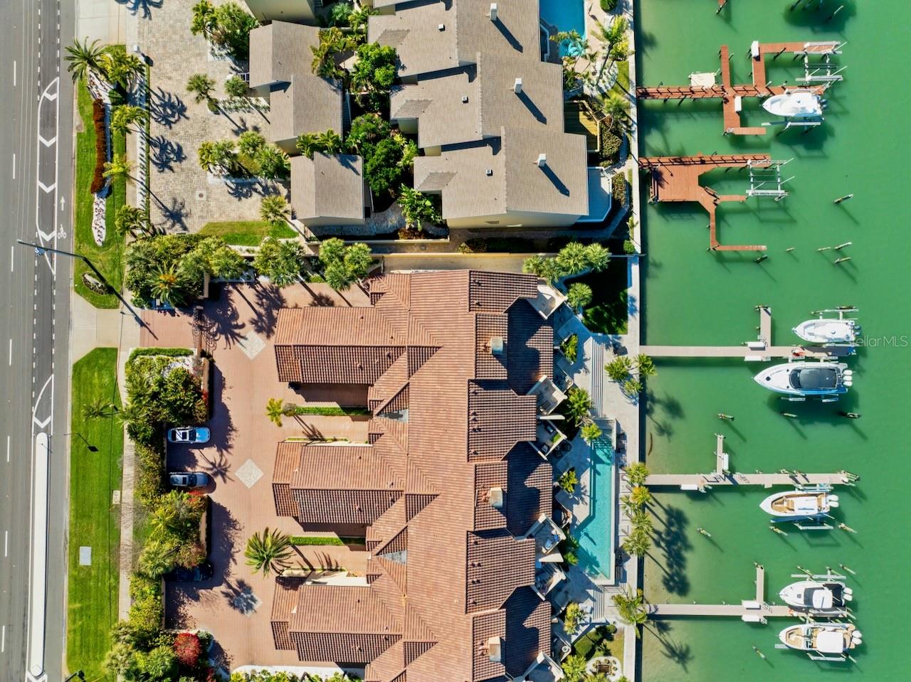 740 PINELLAS BAYWAY S