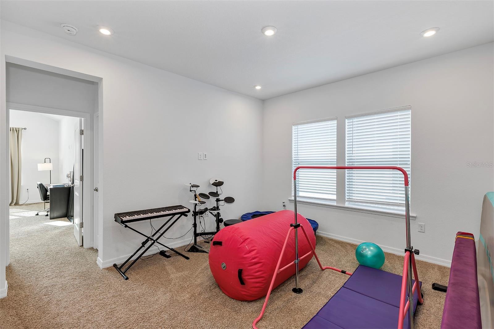 WESLYN PARK PH 2 - Residential Lease