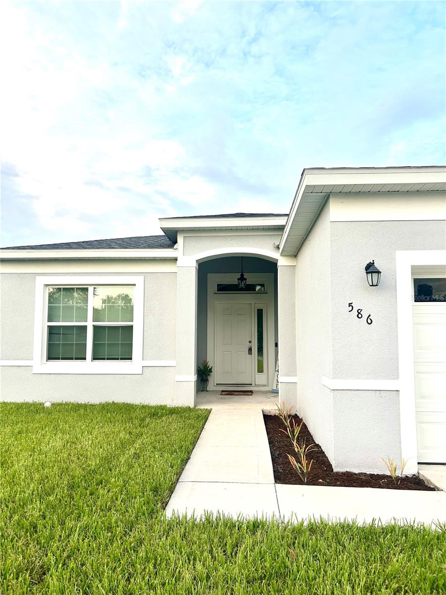 586 GERALDINE DRIVE