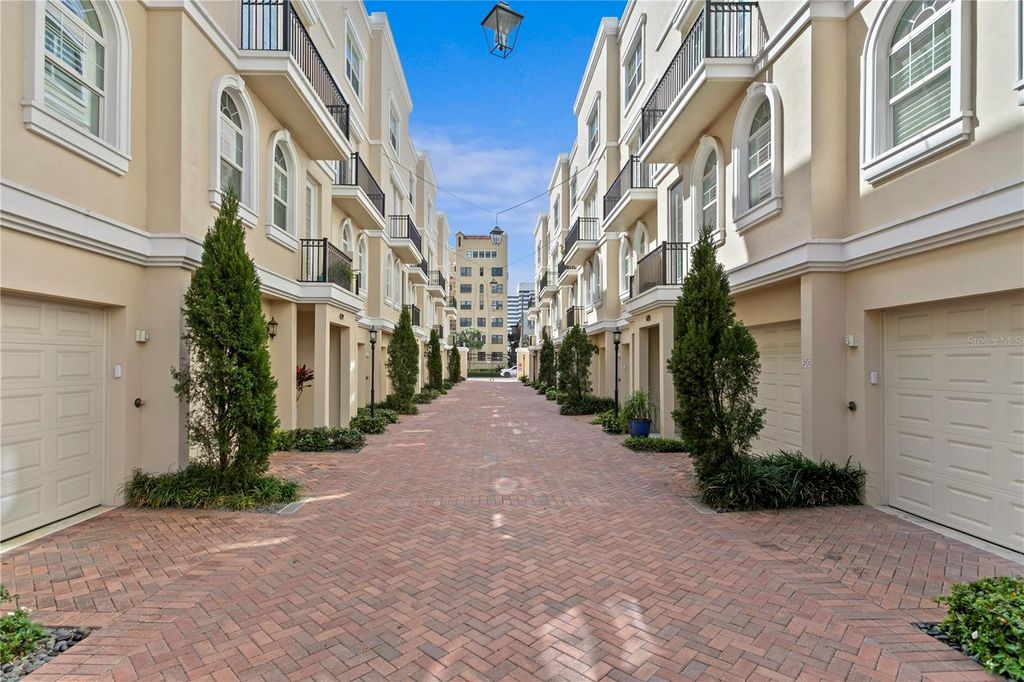 Photo of 412 Regent Lane N, St Petersburg, FL 33701 (MLS # TB8493338)