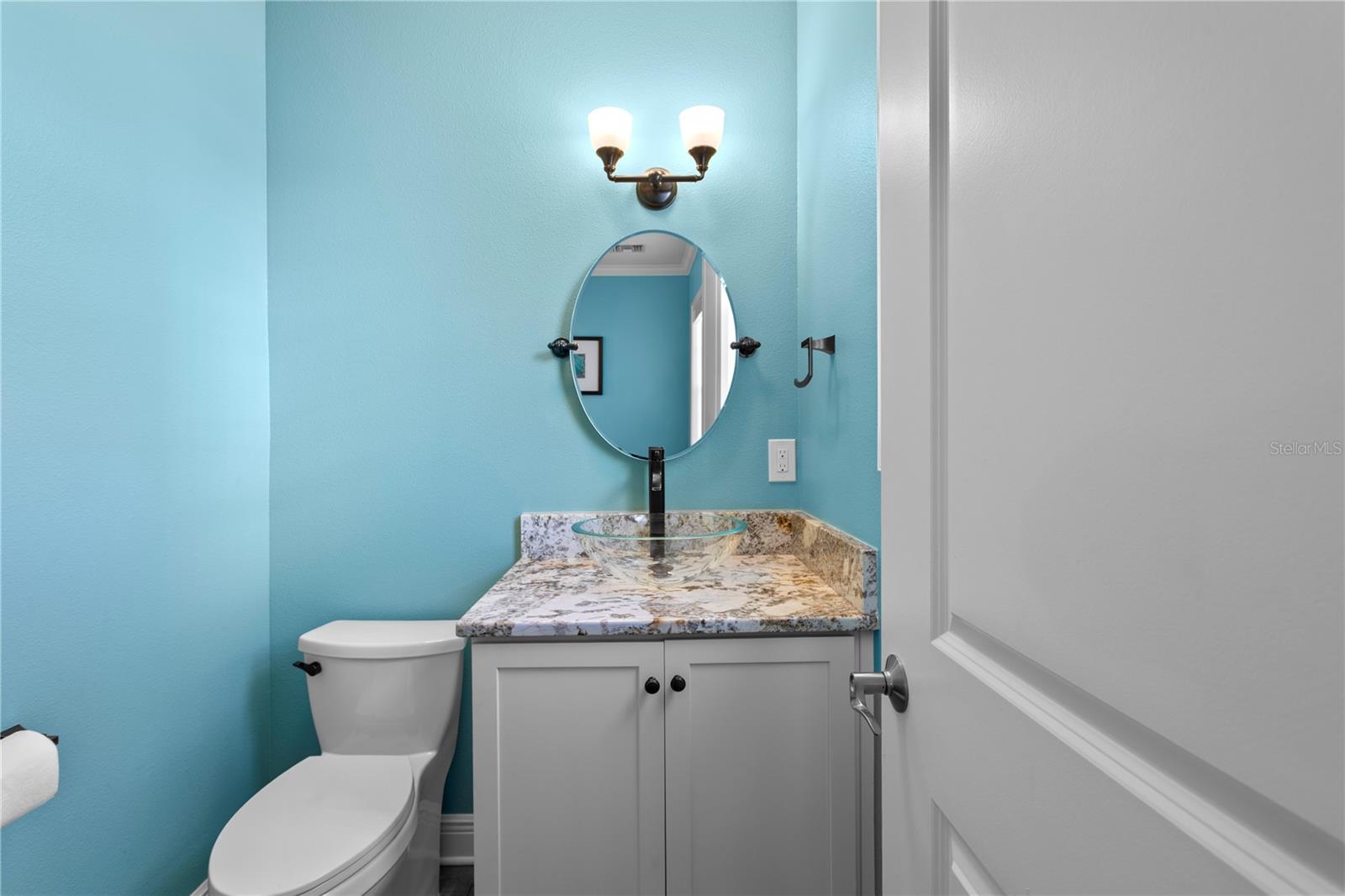 REGENT LANE - Residential