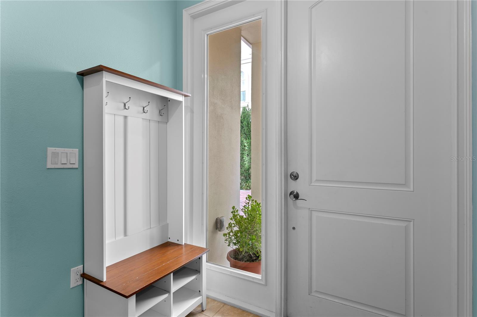 REGENT LANE - Residential