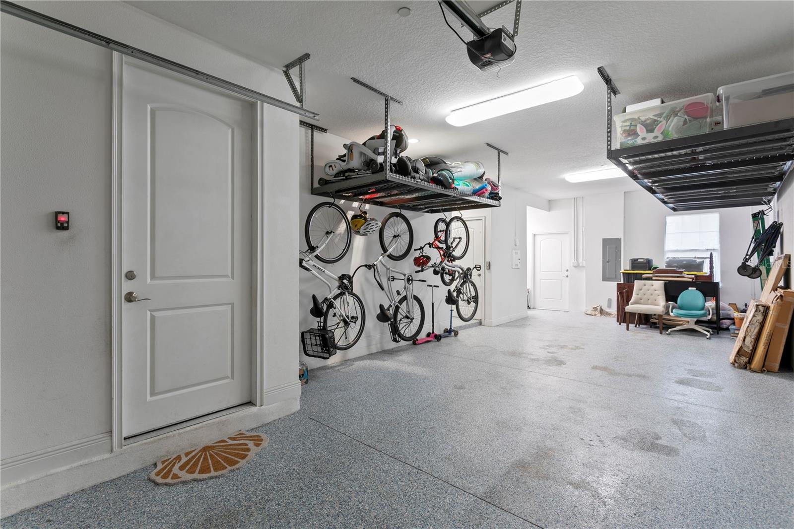 REGENT LANE - Residential