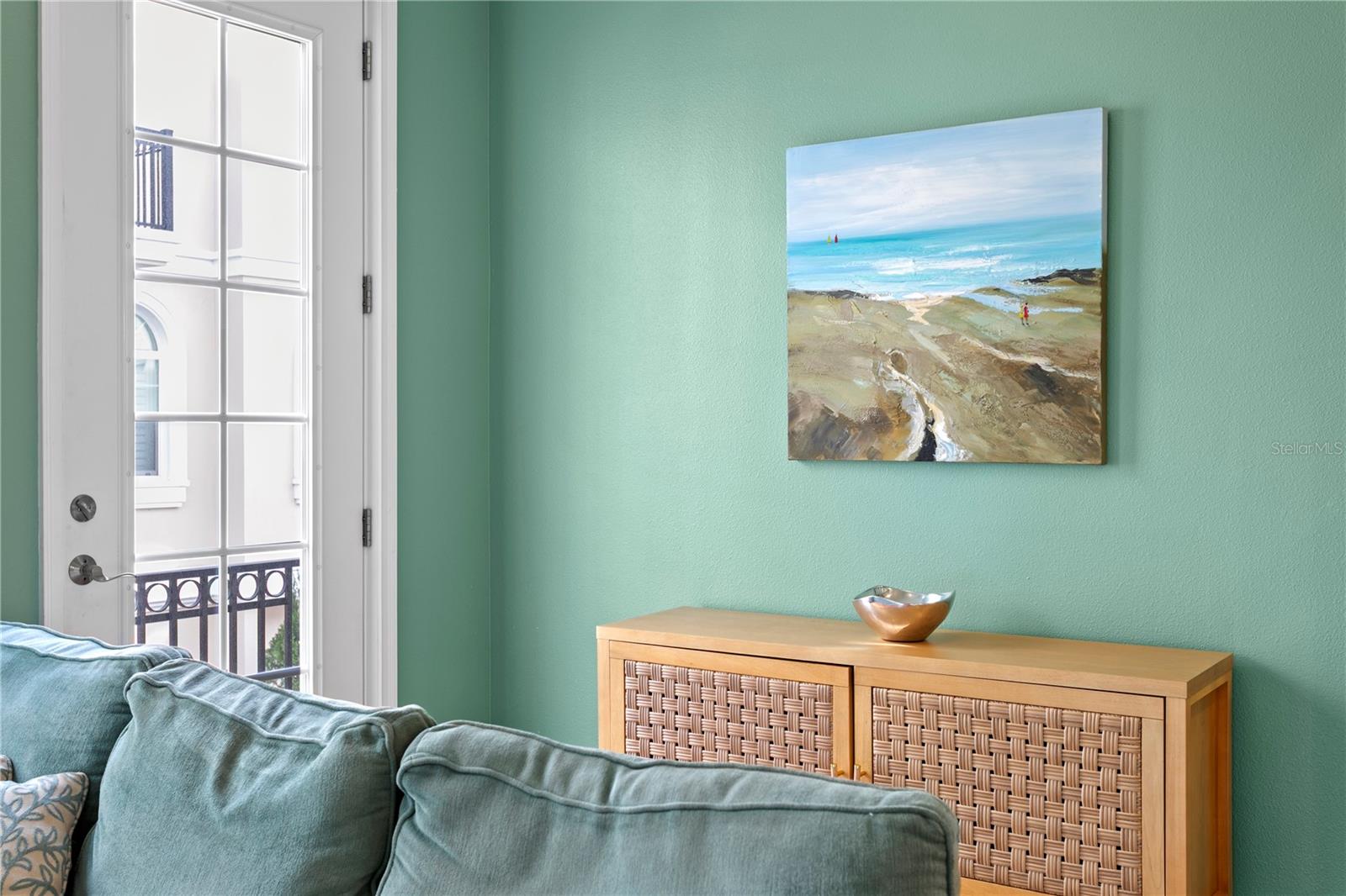 REGENT LANE - Residential